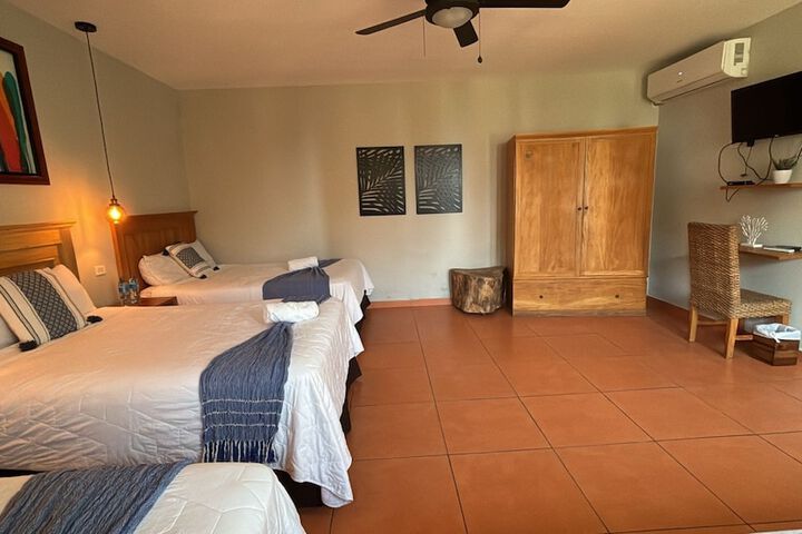 Room 18 of 131