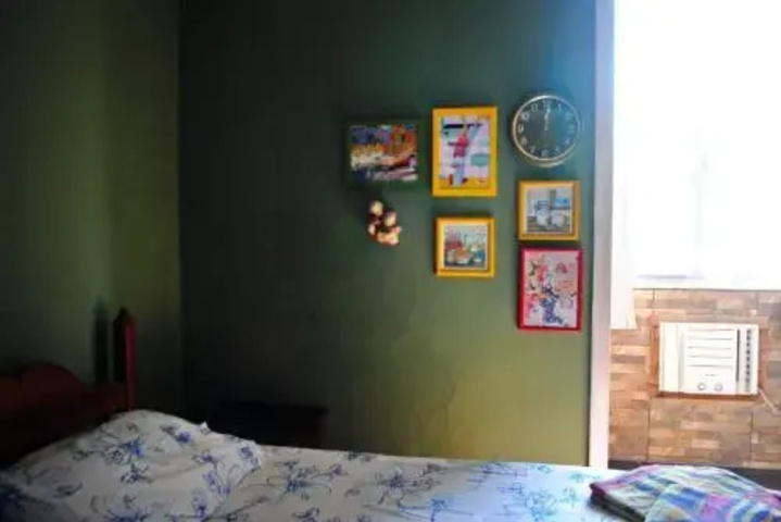 Room 3 of 11