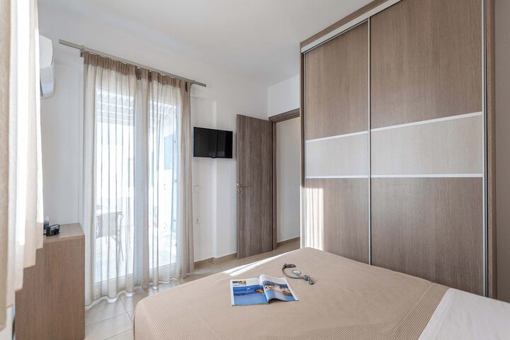 Room 17 of 122