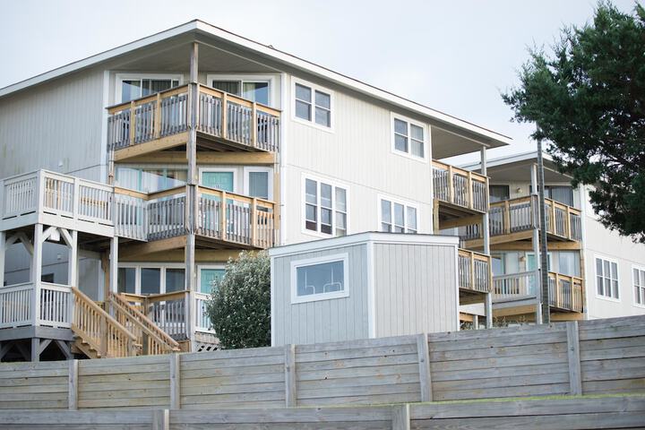 Property Grounds 64 of 97
