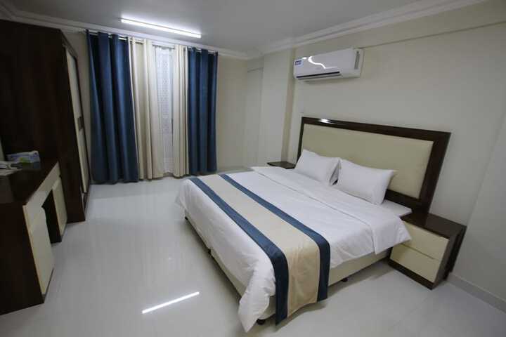 Room 7 of 23