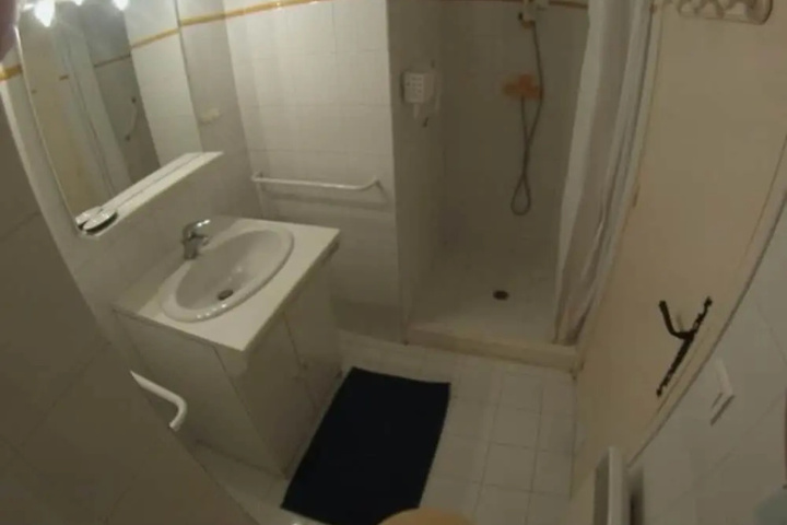 Room 19 of 24