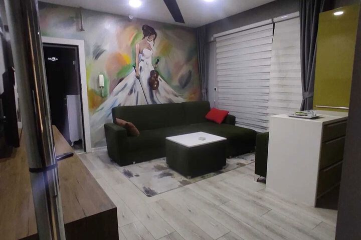Room 13 of 31