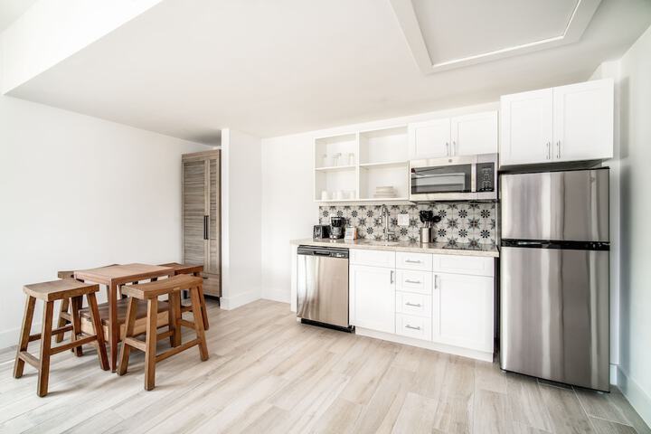 Private kitchenette