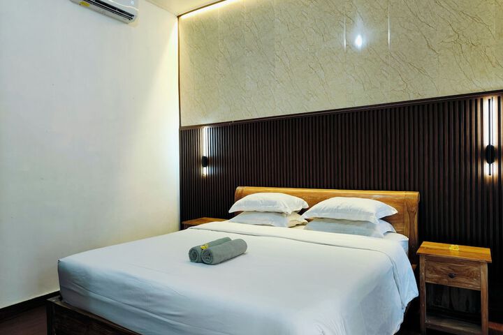 Room 13 of 57