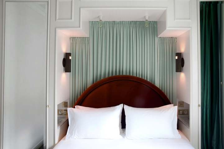 Room 25 of 57