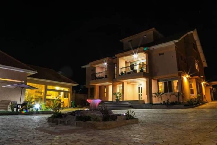 Hotel 64 of 76