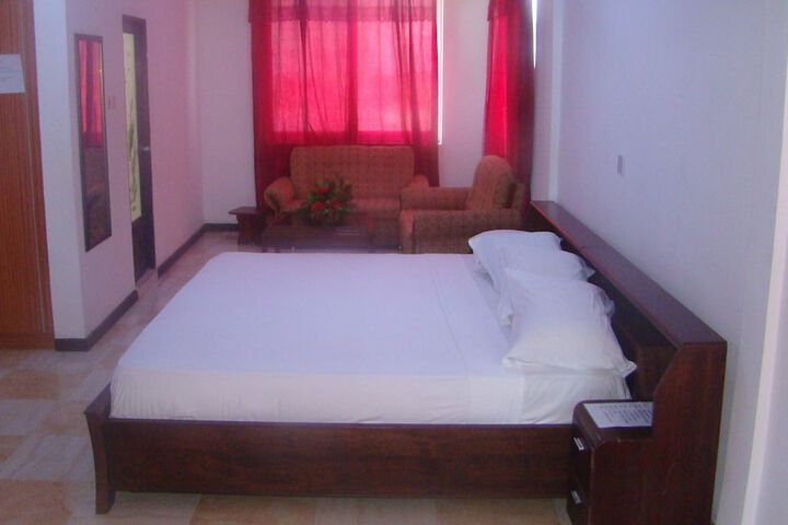 Grand View Hotel