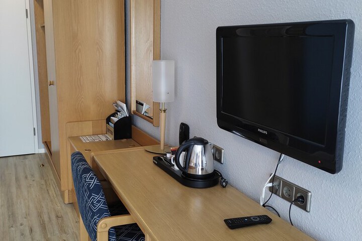 Room 12 of 67
