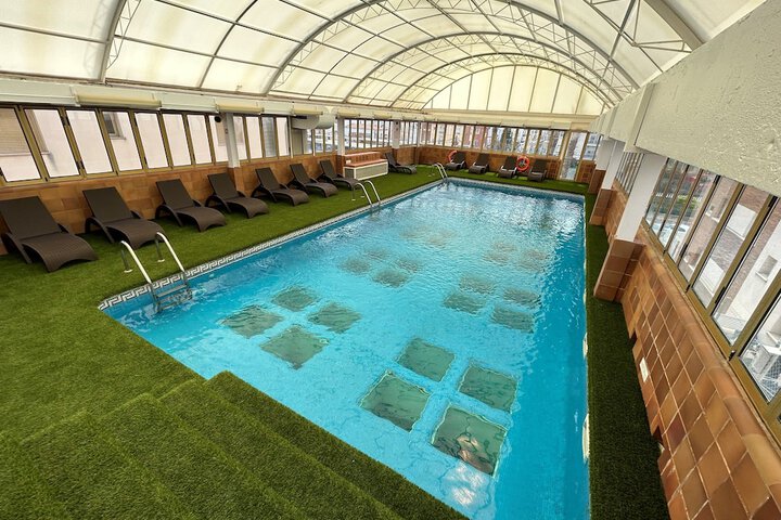 Pool 18 of 38