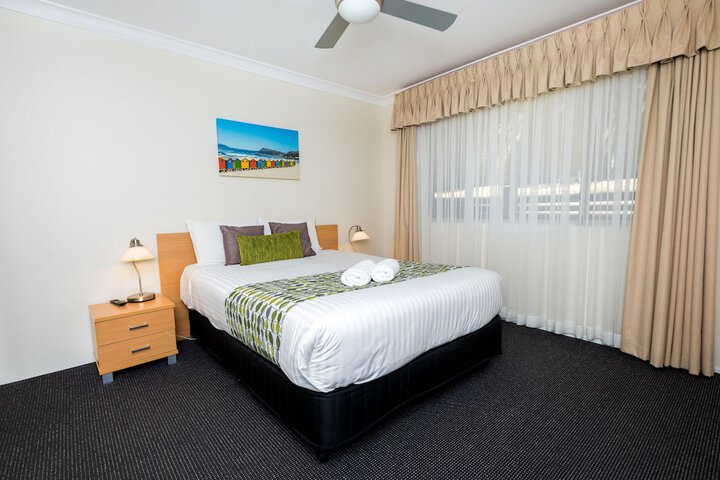 Room 5 of 25