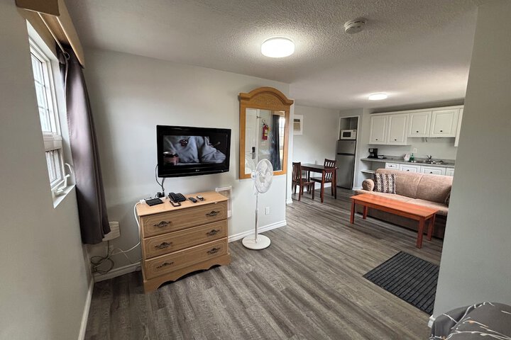 Room 45 of 118