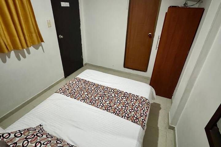 Room 9 of 49
