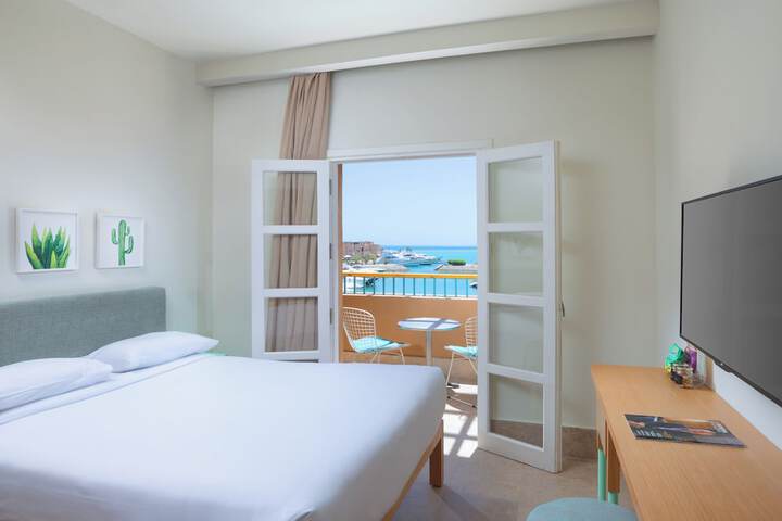 Room 21 of 60