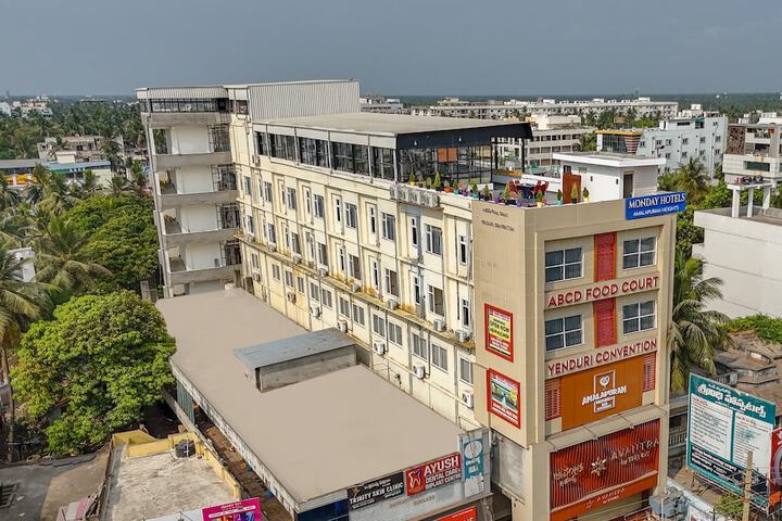 Exterior of Monday Hotels Amalapuram Heights