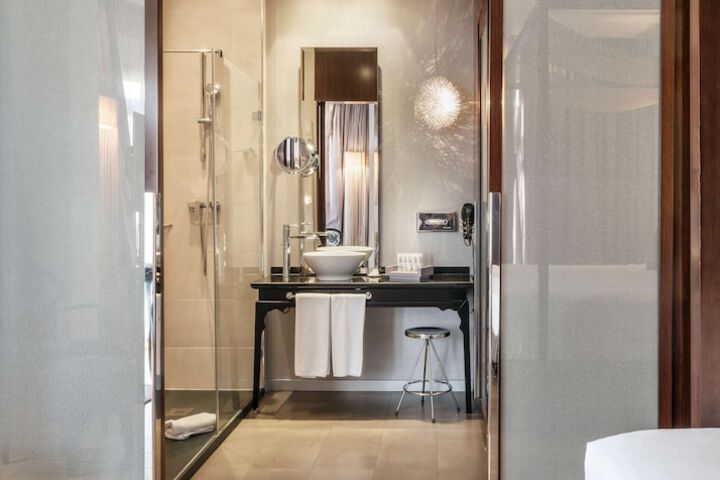 Bathroom Photo