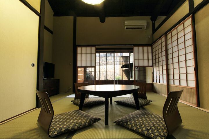 Room 22 of 101