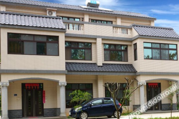KM House