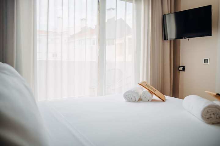 Room 70 of 164