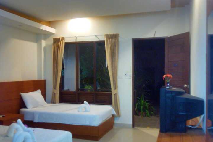 Room 14 of 63