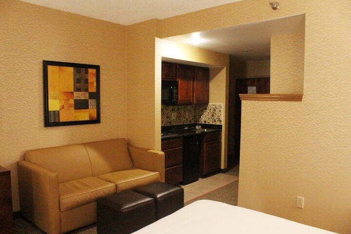 Suite 2 Queen Beds (38 of 51)