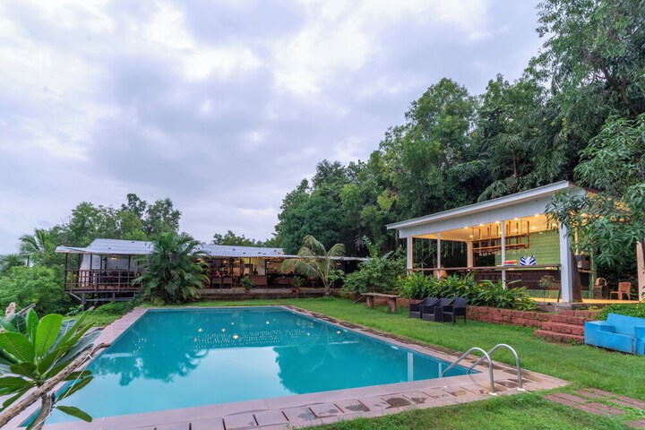 Pool 47 of 75