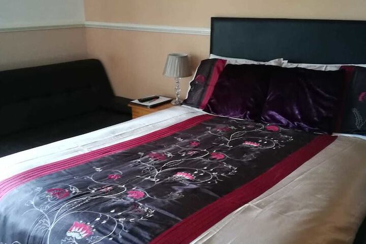 Room 6 of 31