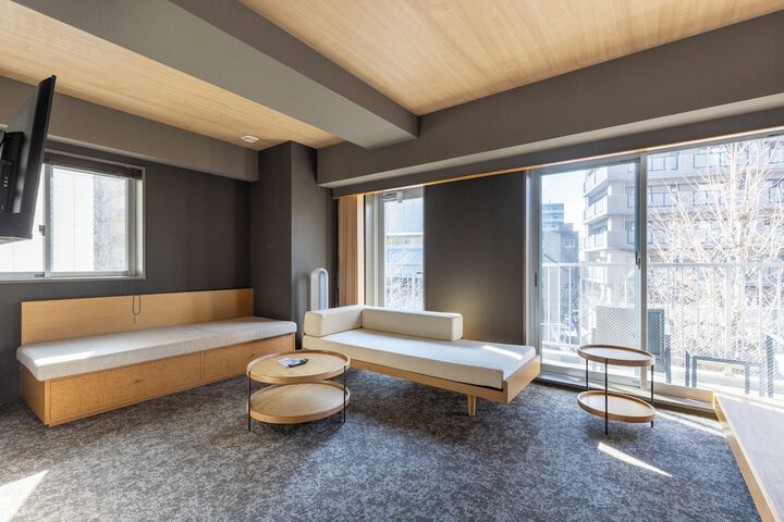 Room 13 of 46