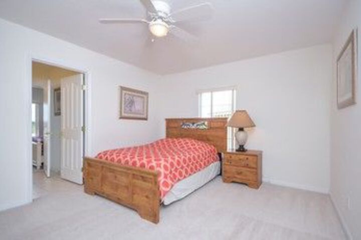 Room 16 of 30