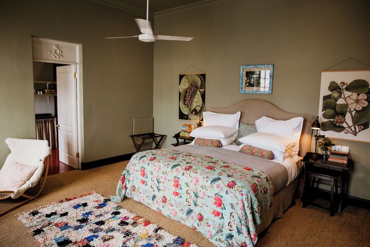 Room 25 of 110
