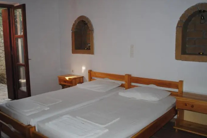 Room 10 of 10