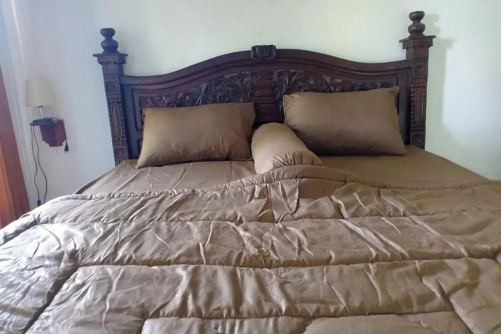 Room 4 of 14
