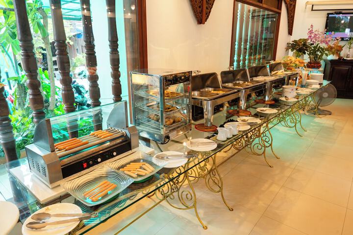 Dining 162 of 178