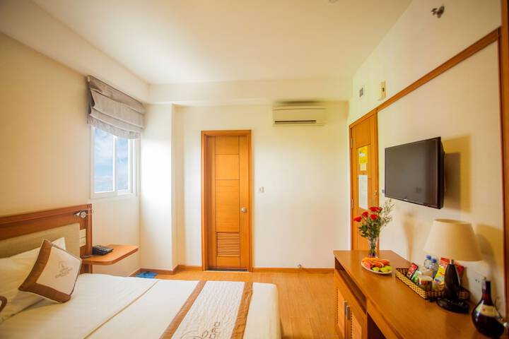 Room 10 of 49