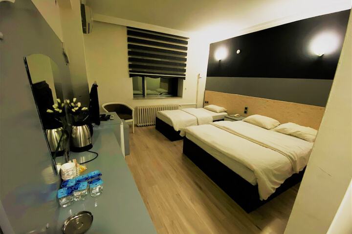 Room 13 of 17