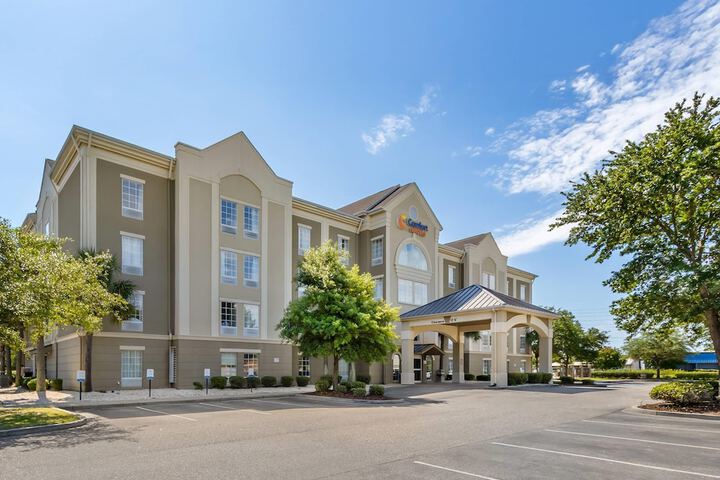 Hotel 77 of 79