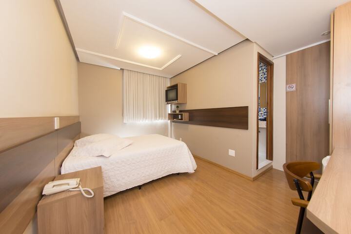 Room 20 of 80