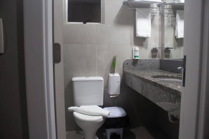 Room 42 of 48