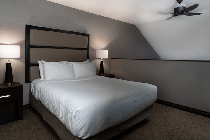 Room 16 of 42