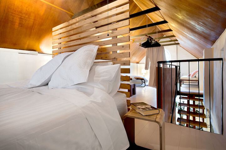 Room 2 of 26