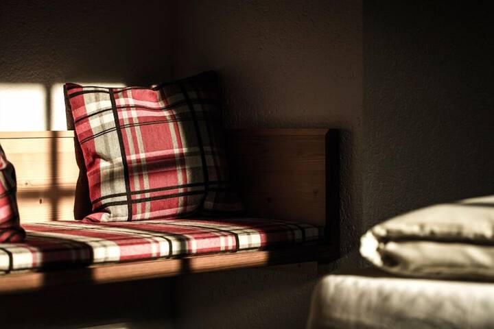 Room 25 of 58