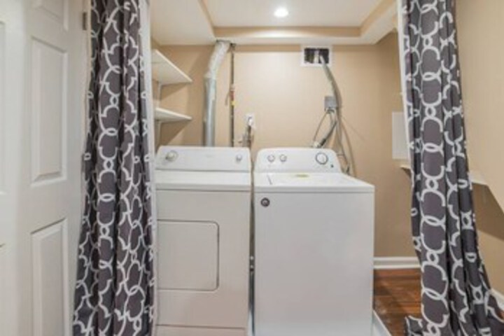 Laundry 13 of 25