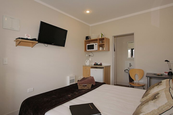 Room 5 of 54