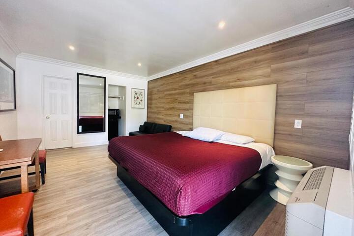 Standard | King Bed (36 of 40)