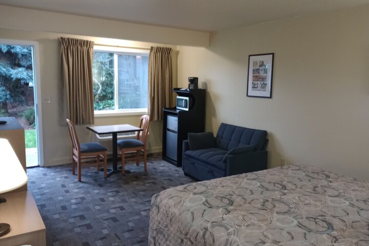 Room 77 of 154