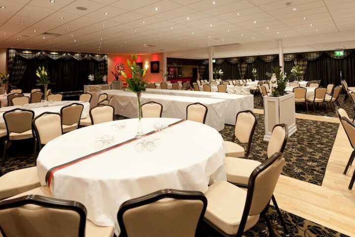 Ballroom/Hall 90 of 114