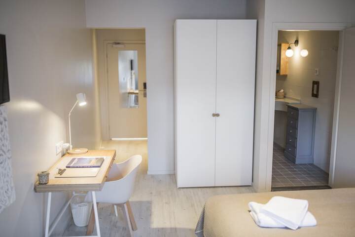 Room 15 of 60