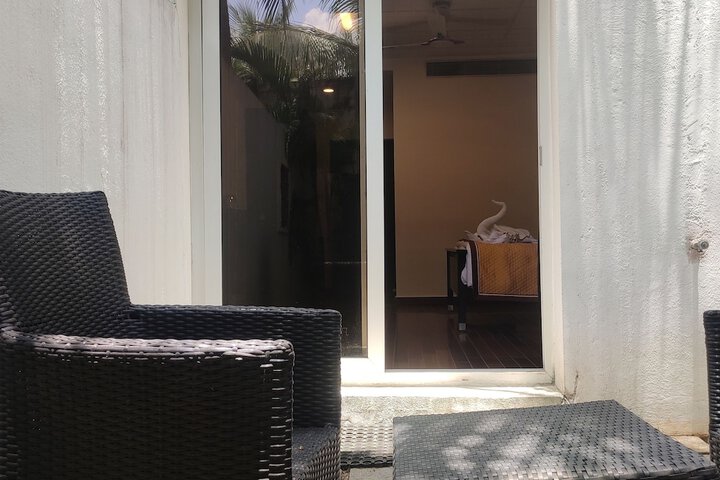 Room 12 of 38