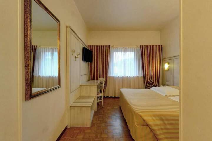 Room 29 of 59