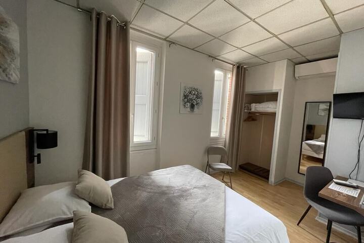 Room 19 of 44